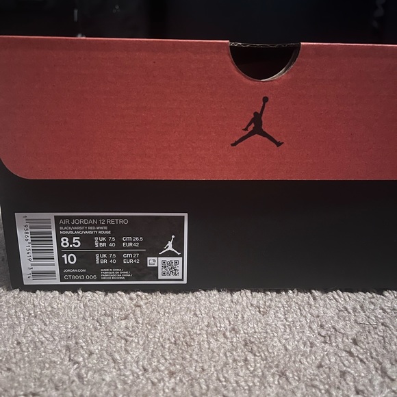 Jordan 12 Playoff sz 8.5 - Picture 3 of 3